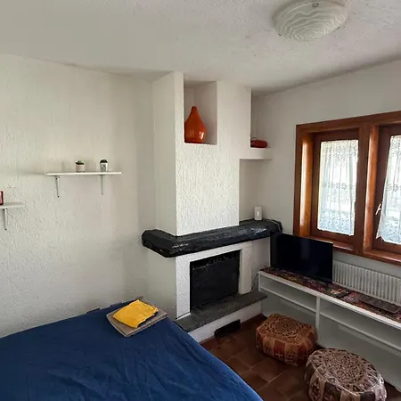 Apartment La Finestra Su *